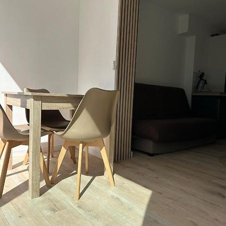 Charmant Studio Neuf 150M Plage Sur Avenue Principale Climatise Et Parking Cavalaire-sur-Mer Exterior foto