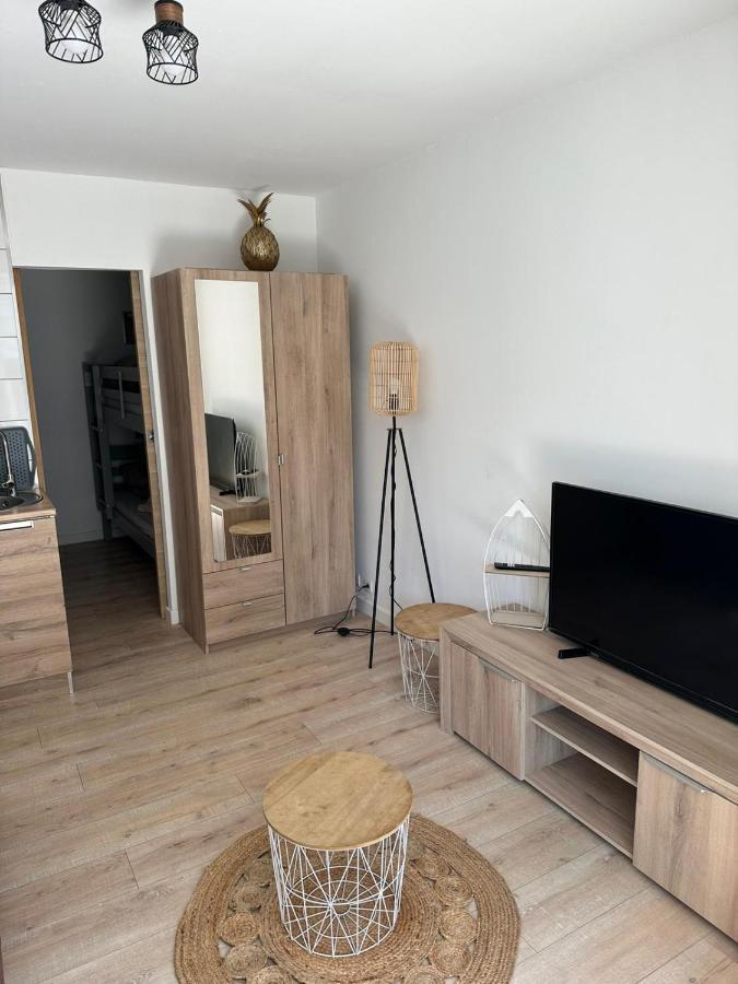 Charmant Studio Neuf 150M Plage Sur Avenue Principale Climatise Et Parking Cavalaire-sur-Mer Exterior foto