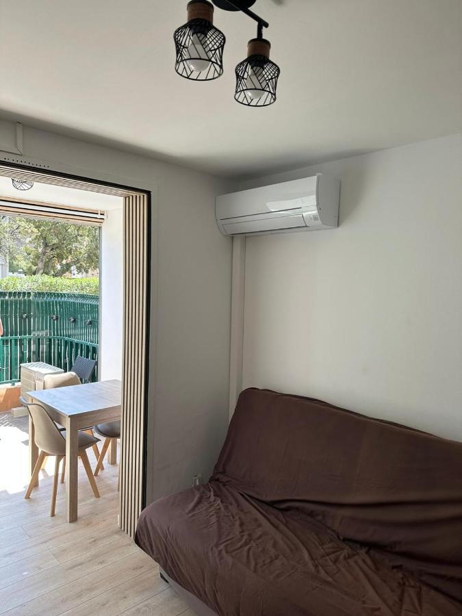 Charmant Studio Neuf 150M Plage Sur Avenue Principale Climatise Et Parking Cavalaire-sur-Mer Exterior foto